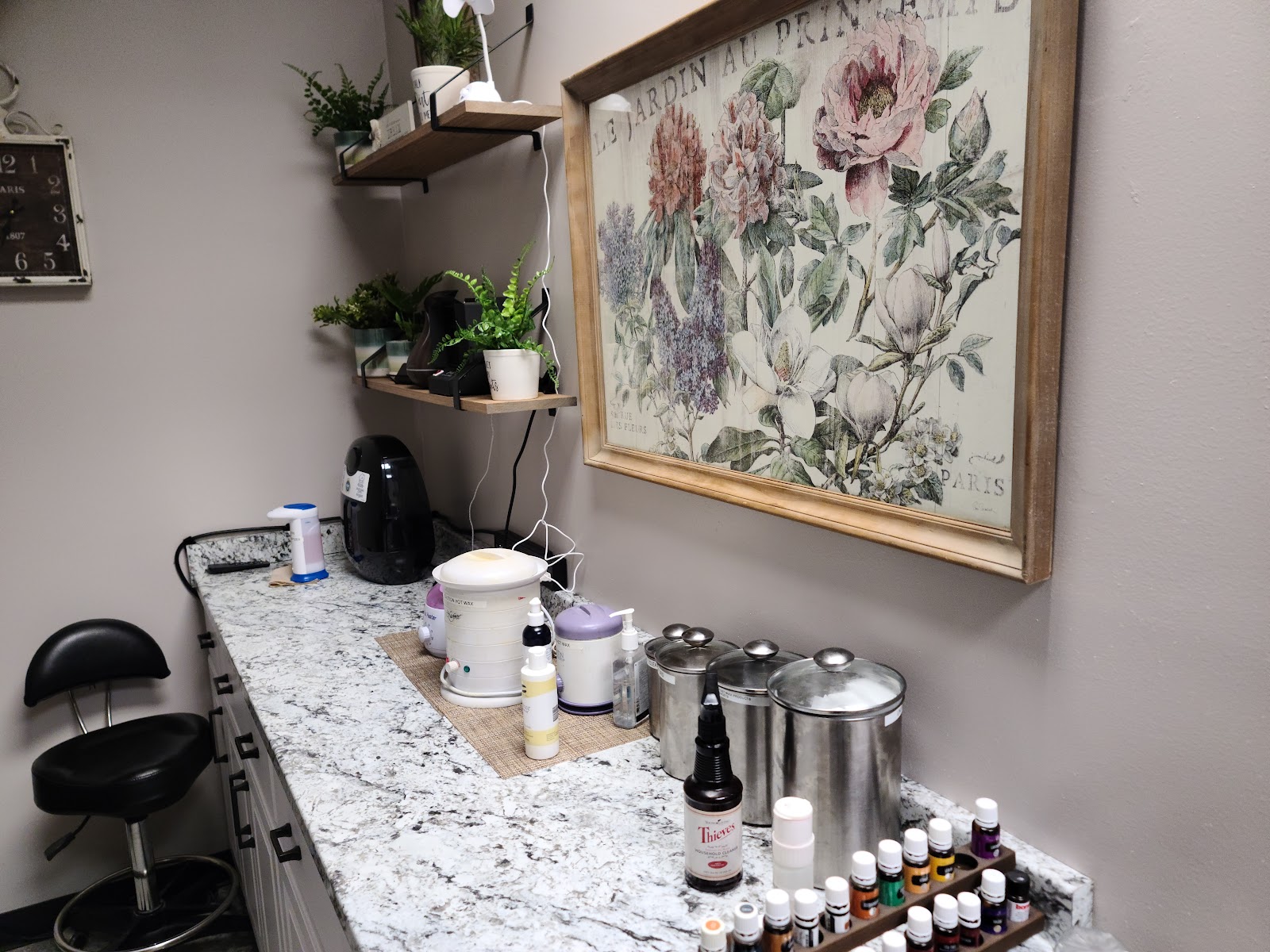 Uptown Hair Salon - Beauty Spa in Duluth