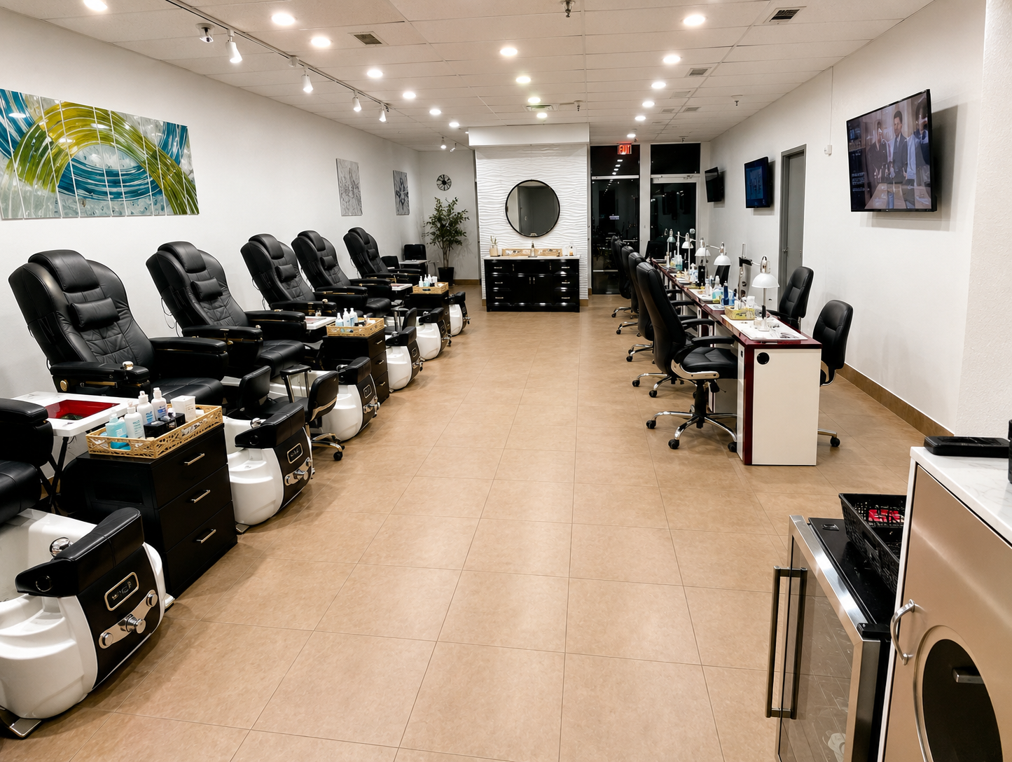 Vixen Nail & Spa - Nail Salon in Bloomington