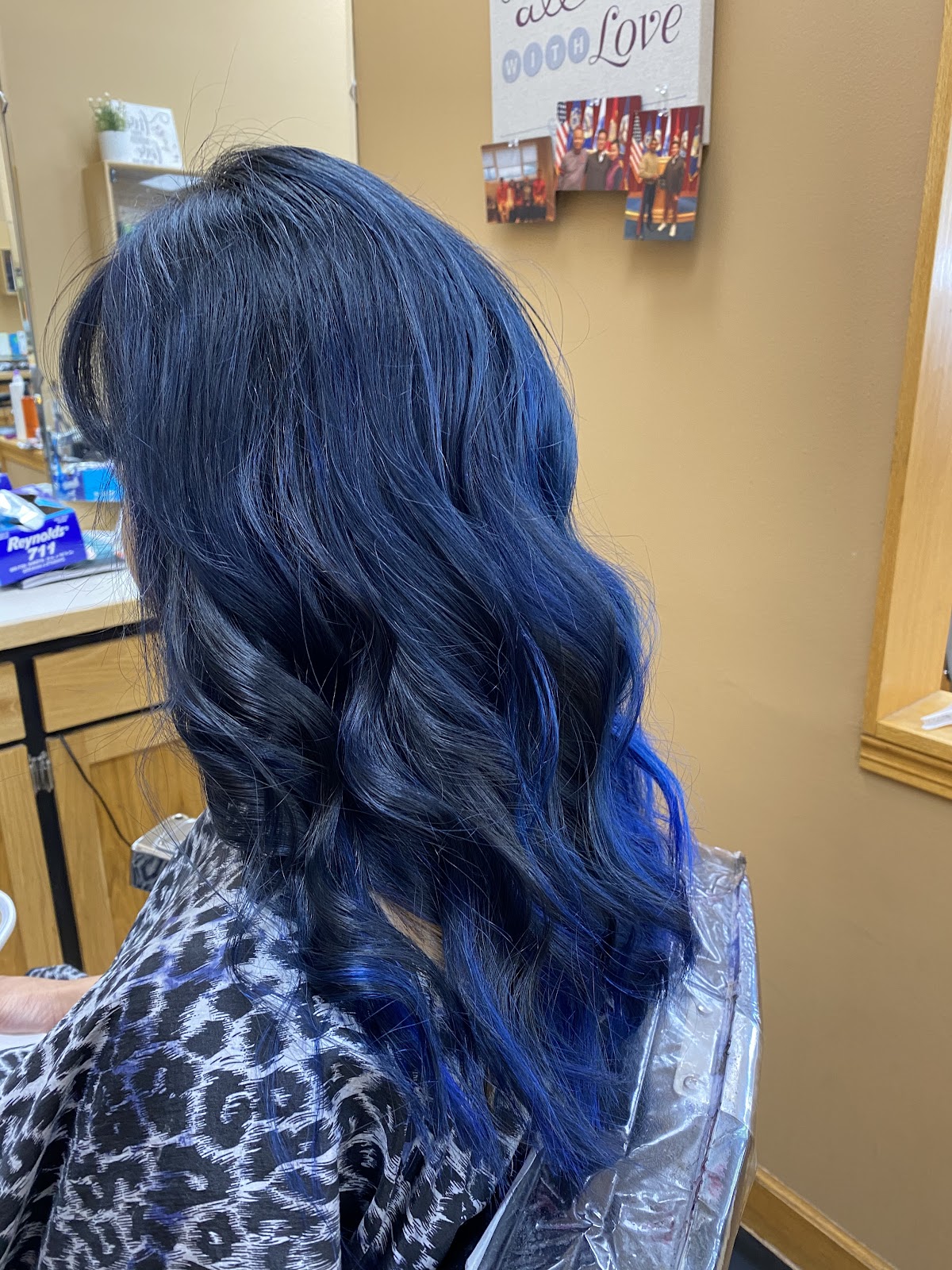 The Hair Shoppe On Lyndale - Barbershop in Bloomington