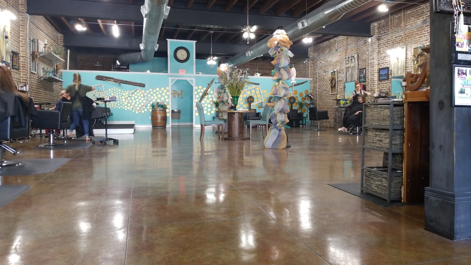 High Maintenance Hair Salon - Hair Salon in Gulfport