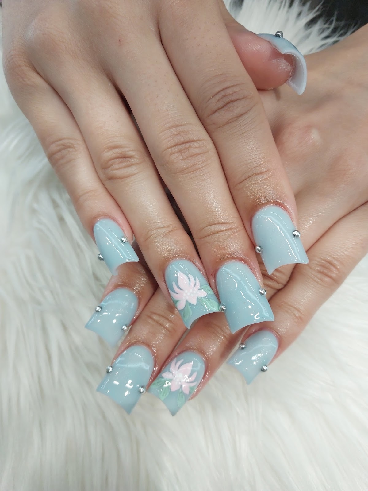 Vip Nail & Spa - Nail Salon in Springfield