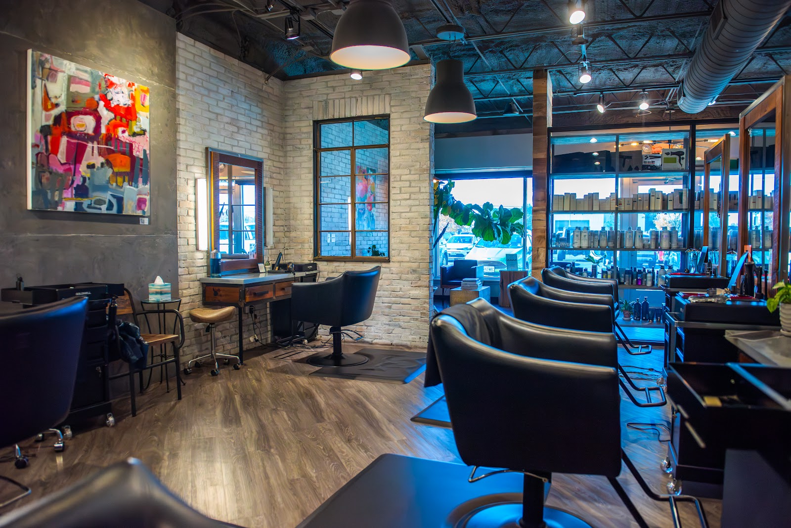 Vivo Salon - Hair Salon in Springfield