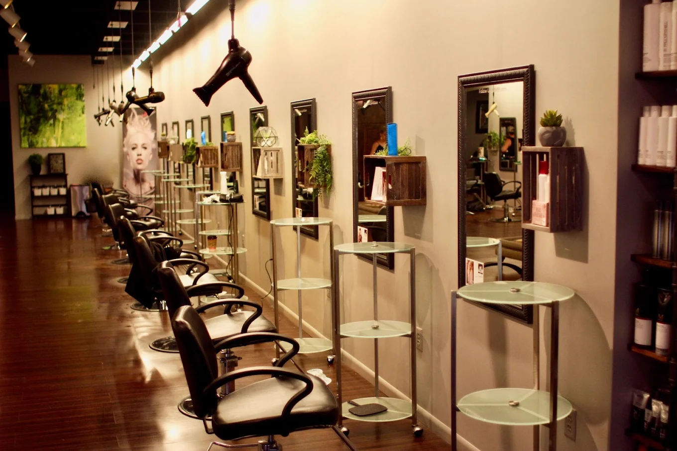 A Valeria Boss Salon - Hair Salon in Springfield