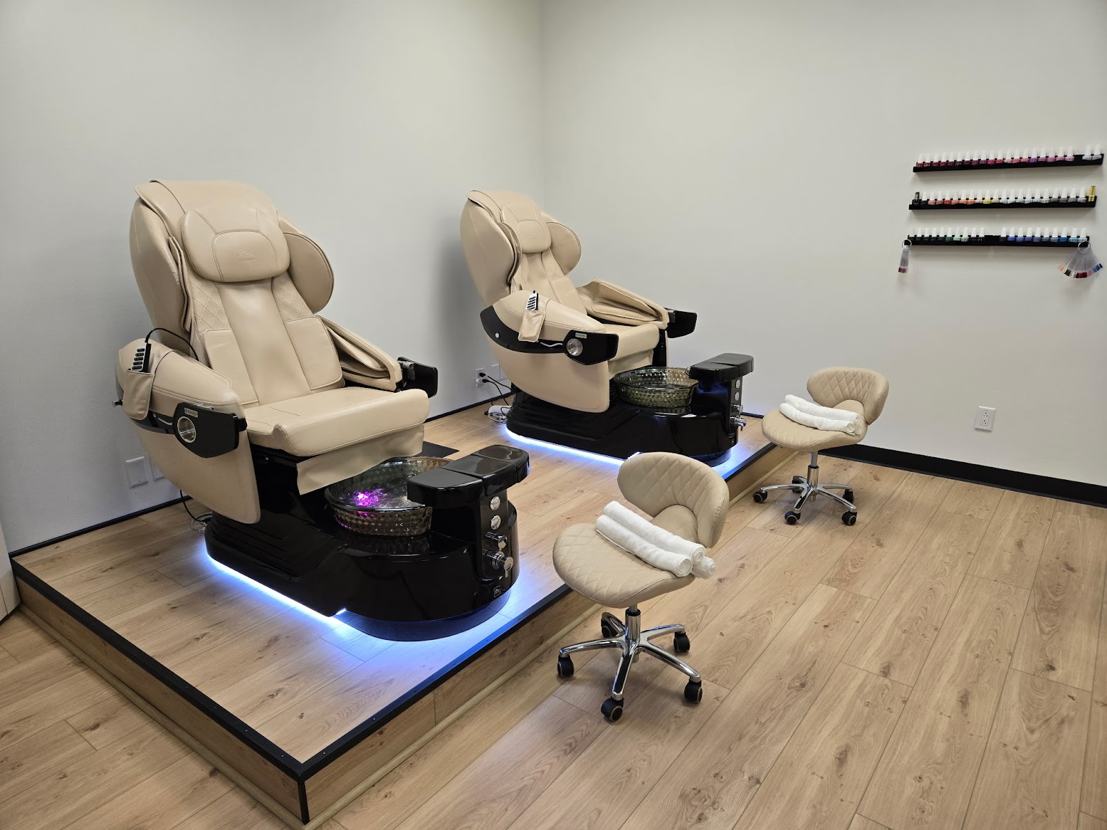 Tower Beauty Spa - Nail Salon in Springfield