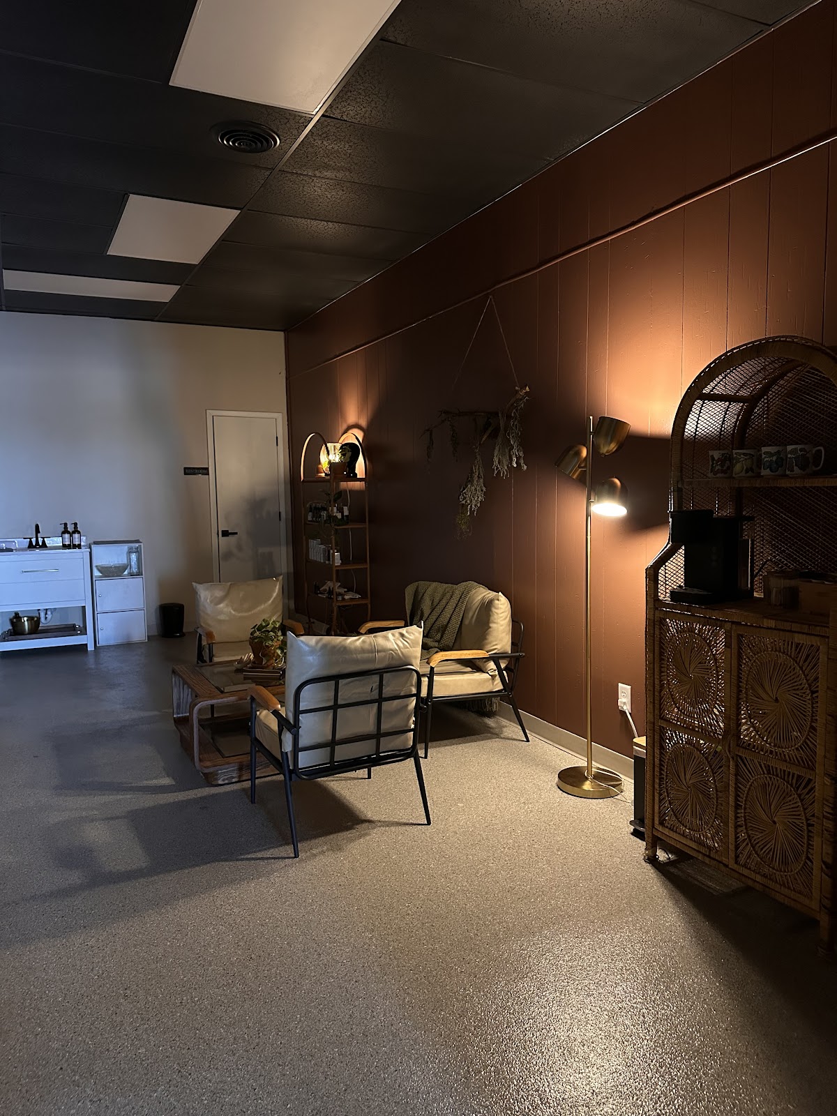 Balanced Beauty - Beauty Spa in Springfield