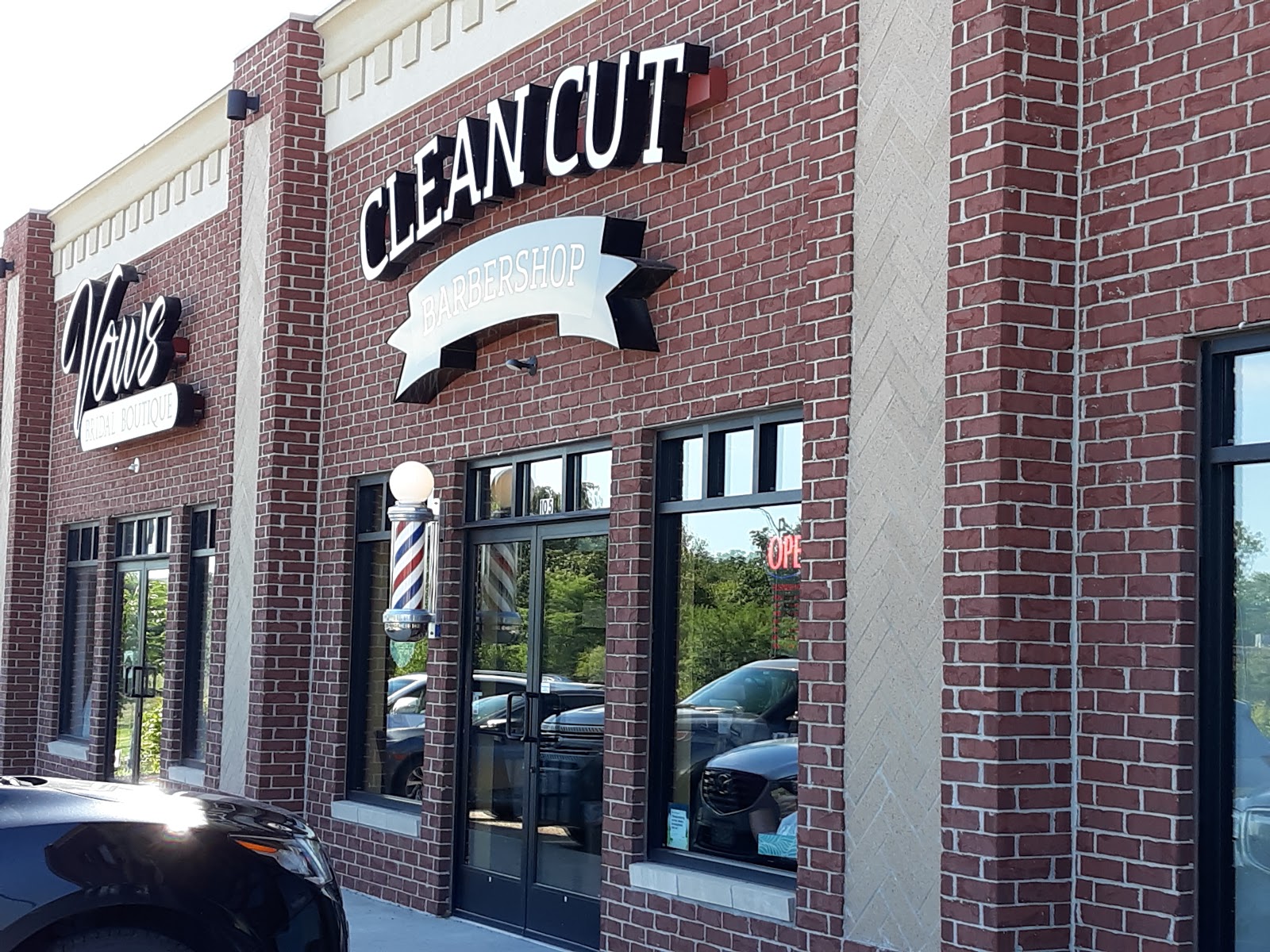 Clean Cut Barbershop - Barbershop in Columbia
