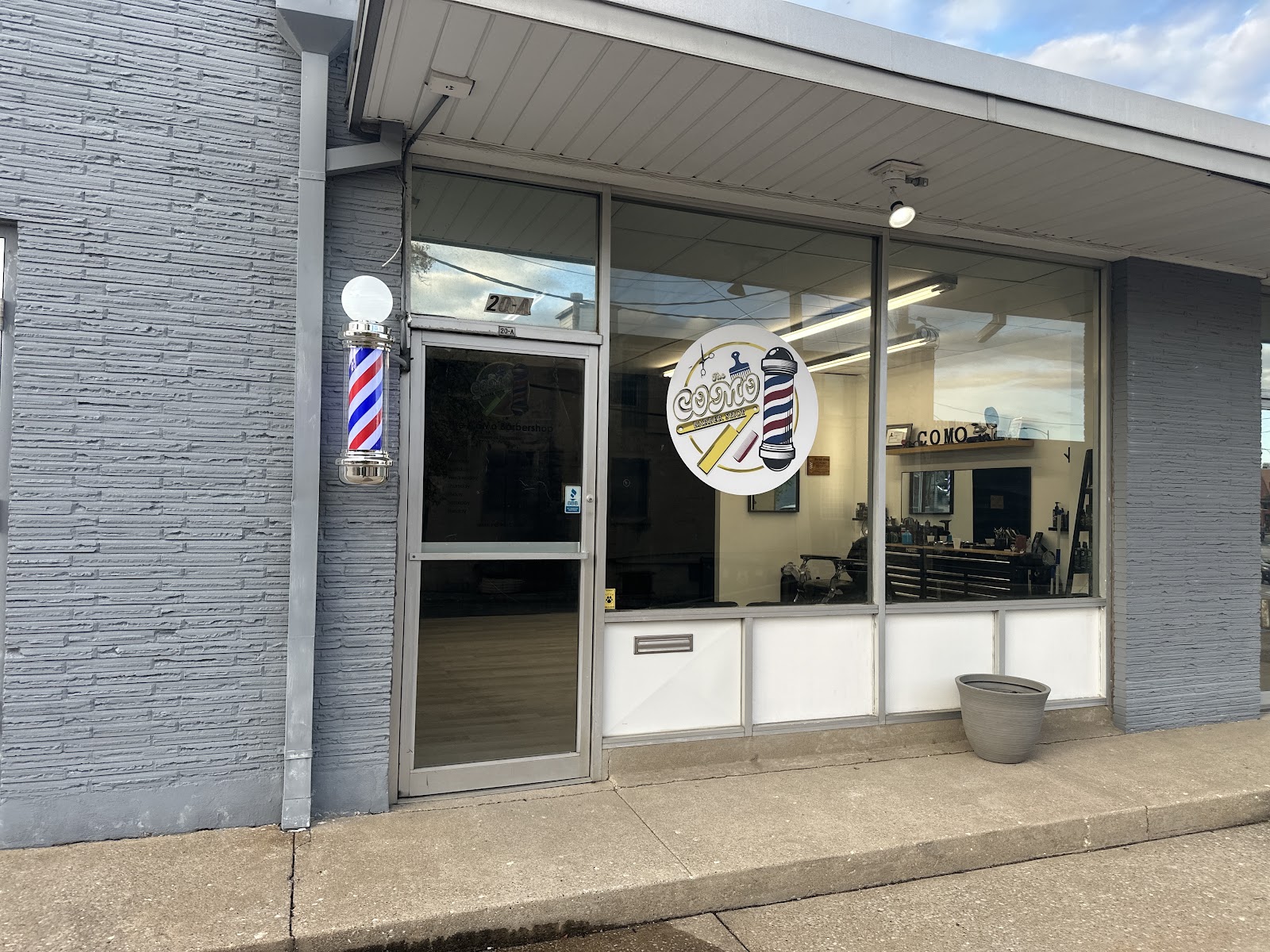 The Como Barbershop - Barbershop in Columbia