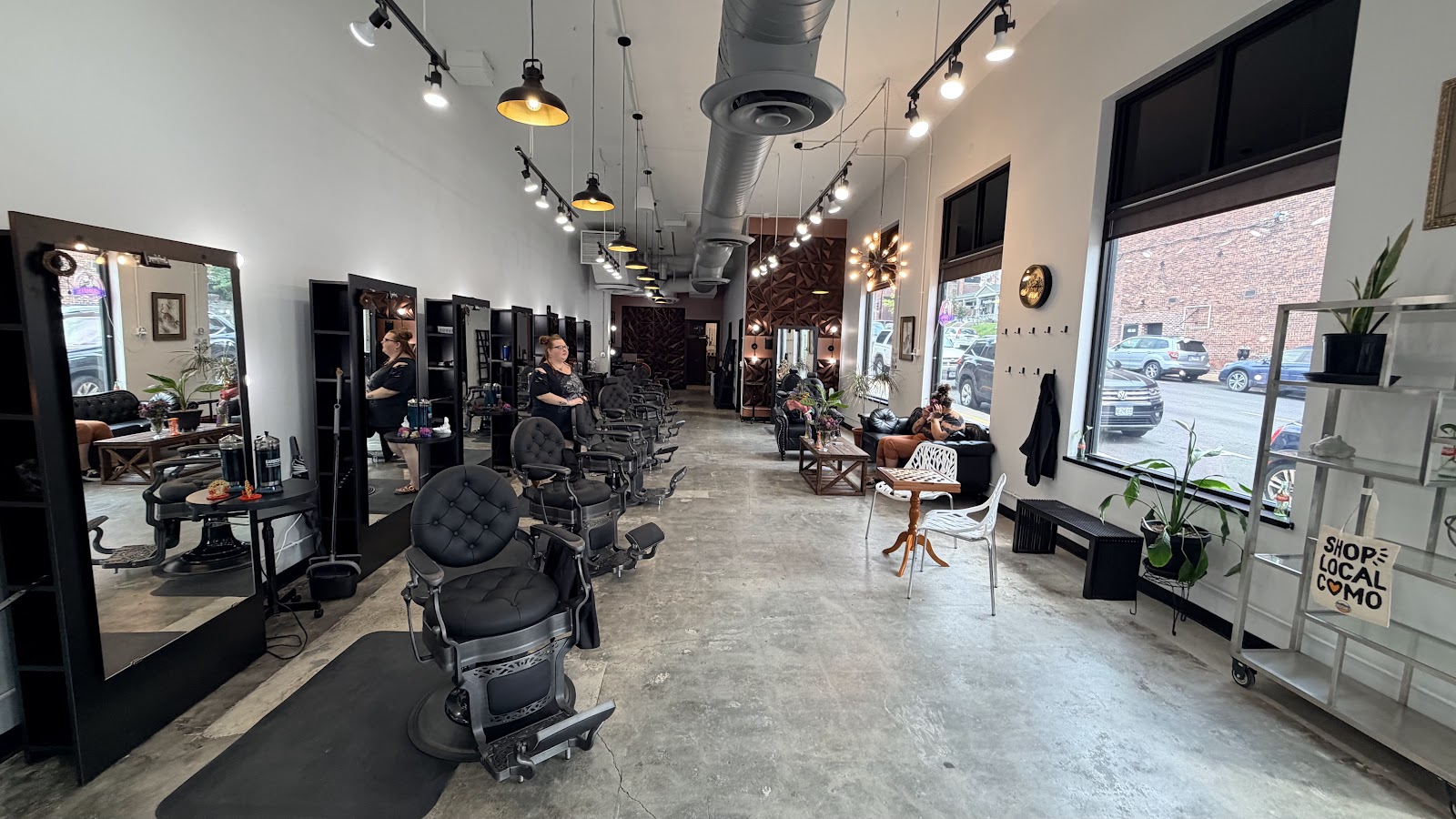 Manetame Barbershop - Barbershop in Columbia