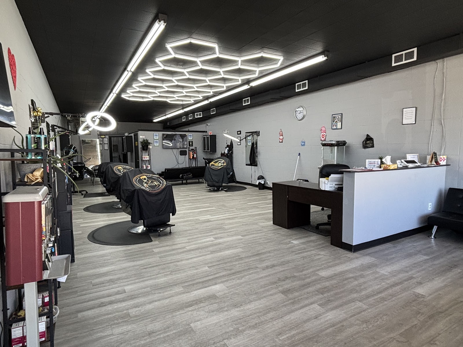 Freestyle’z Barber&Beauty - Barbershop in Independence