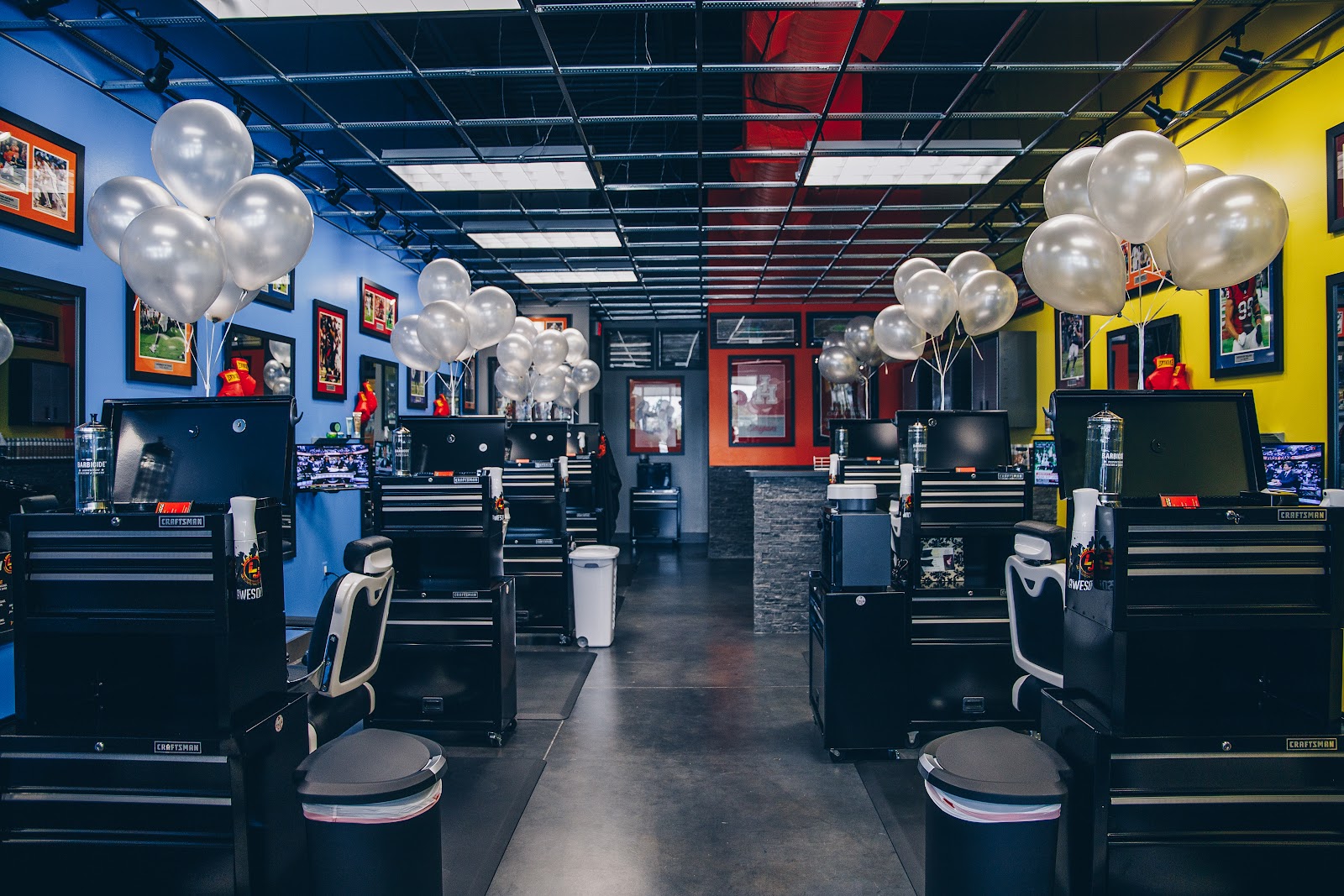 Lady Jane's Haircuts for Men- Independence (East 39th St S - Just West of Rte 291) - Barbershop in Independence