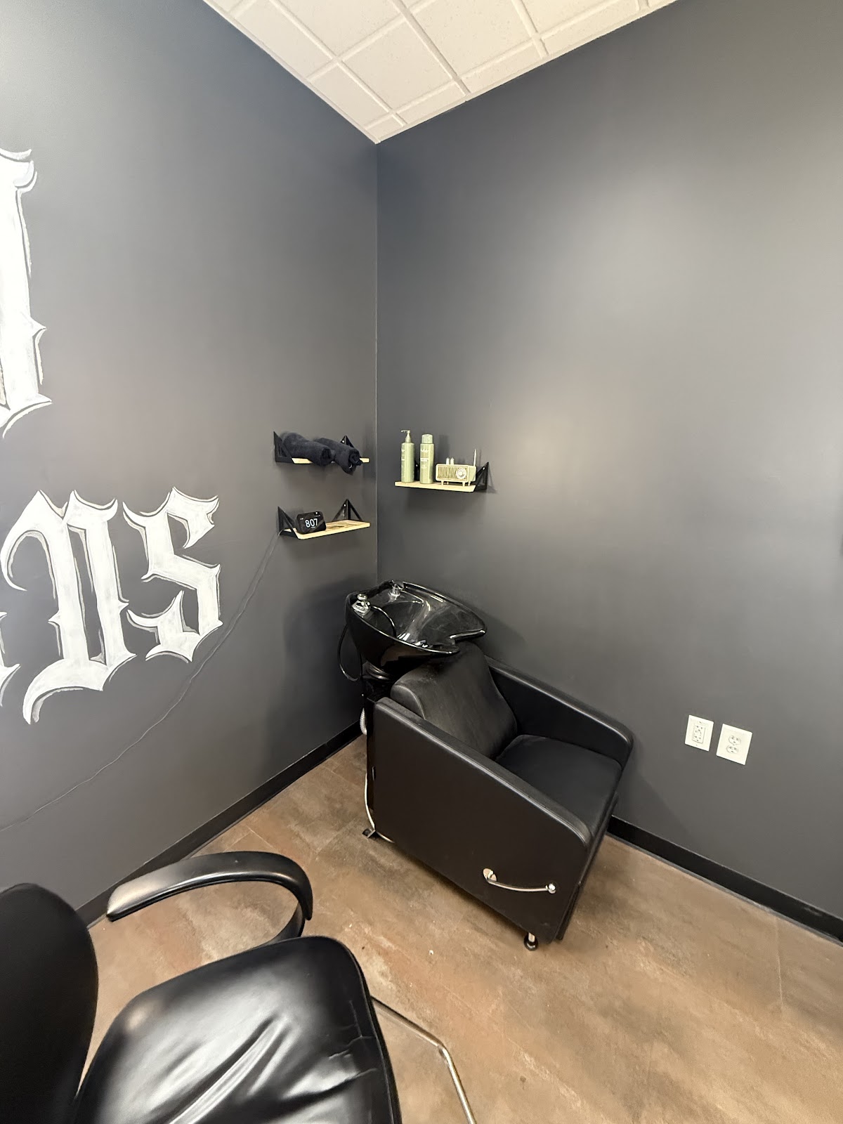 Kilo Barber Studio - Barbershop in Billings