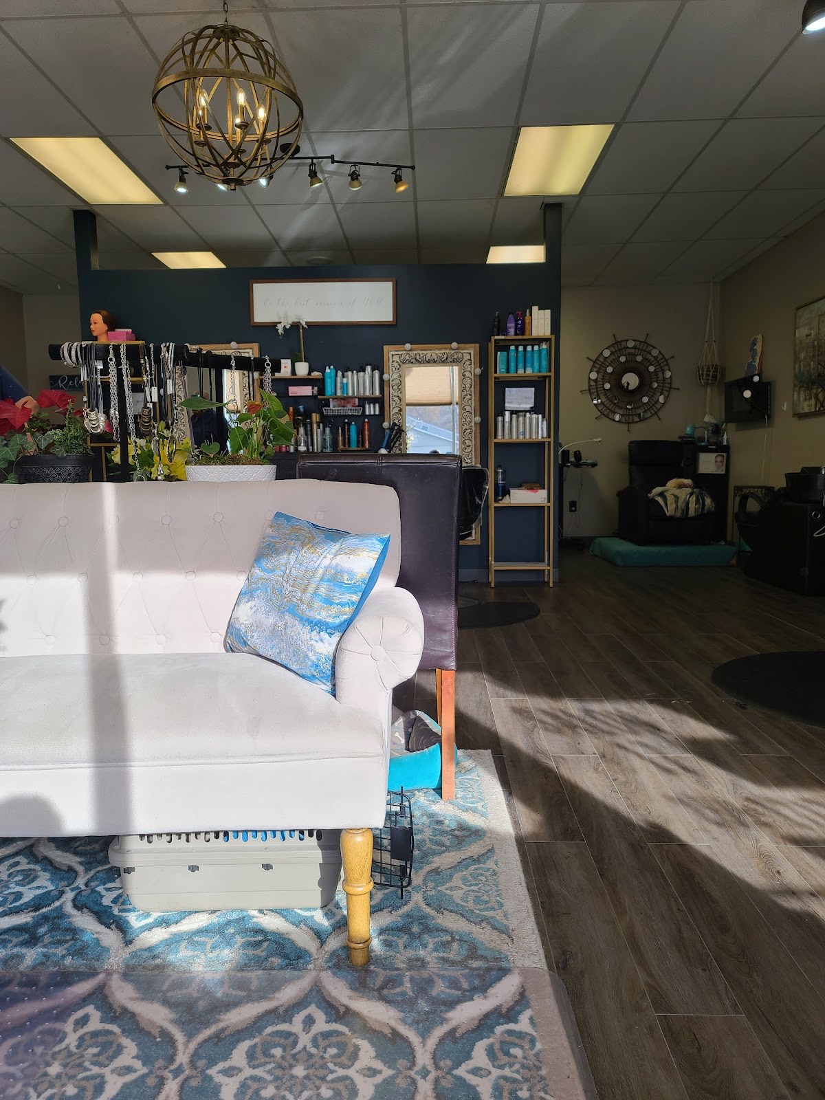 Salon 17 - Hair Salon in Billings