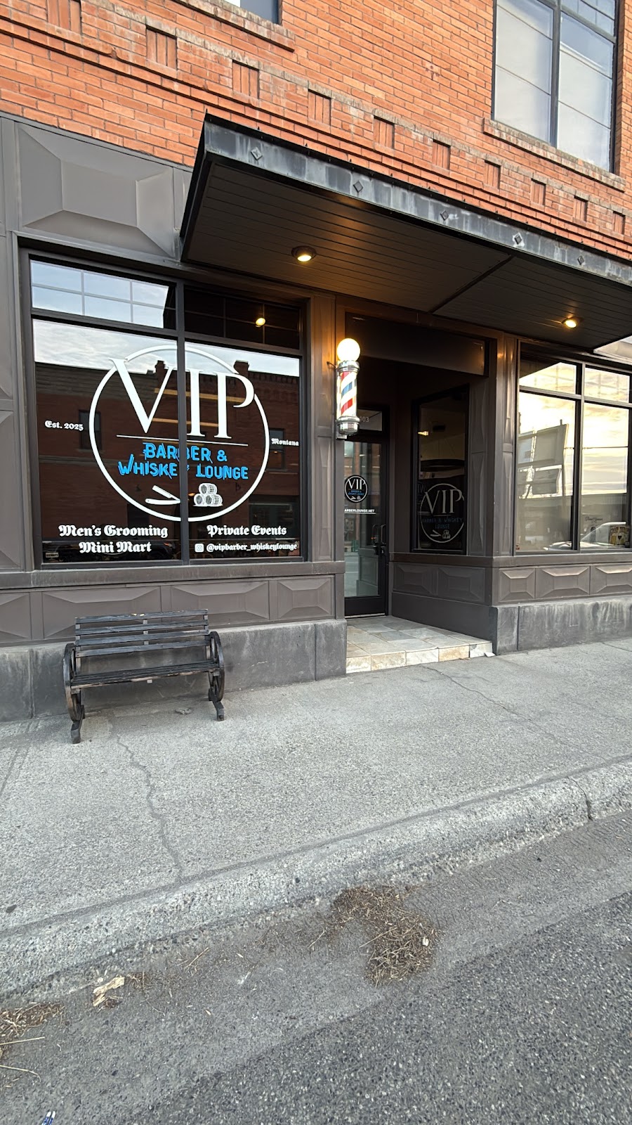 VIP Barber & Whiskey Lounge - Barbershop in Bozeman