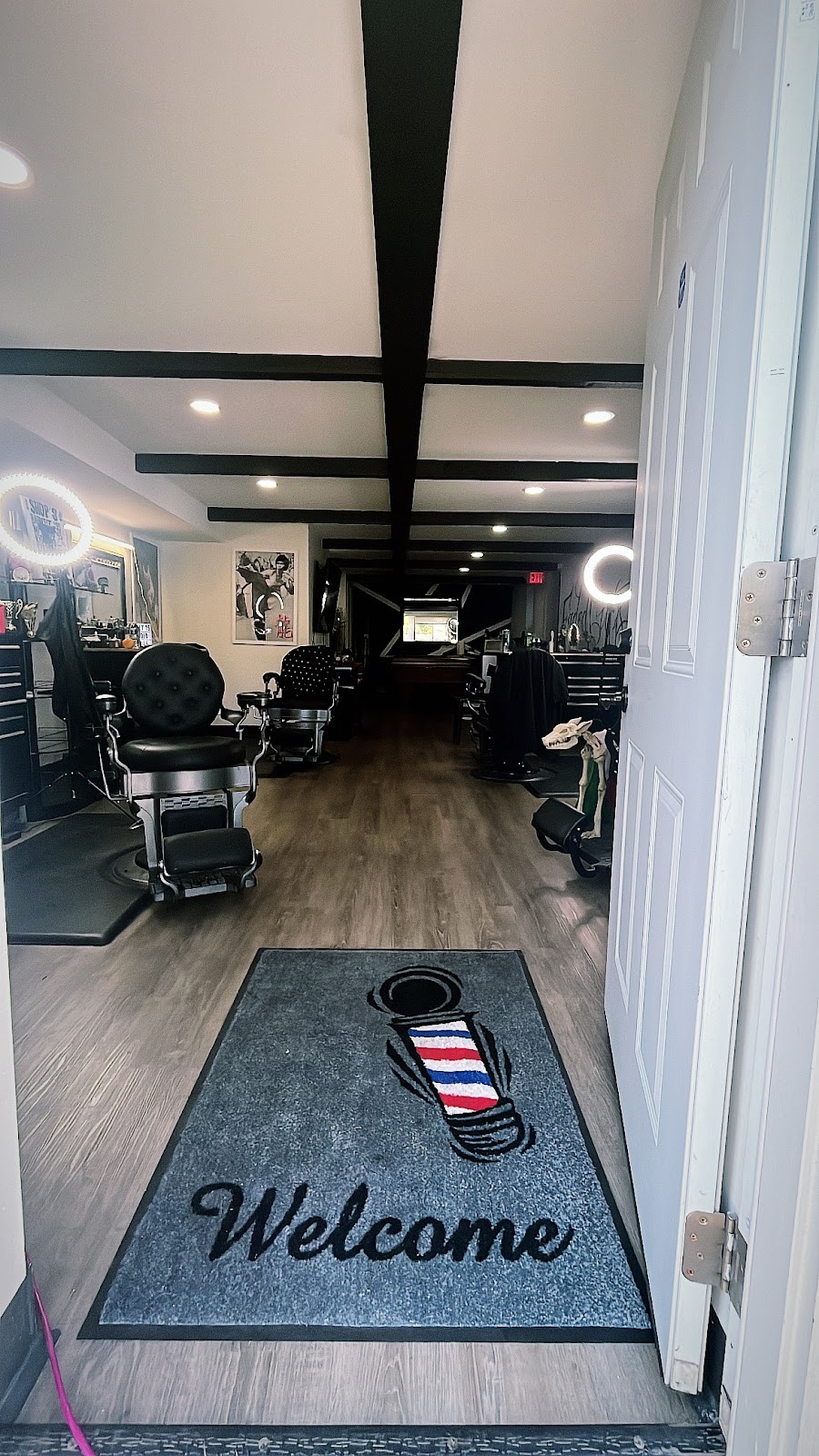 Faded Cuts Barbershop - Barbershop in Omaha