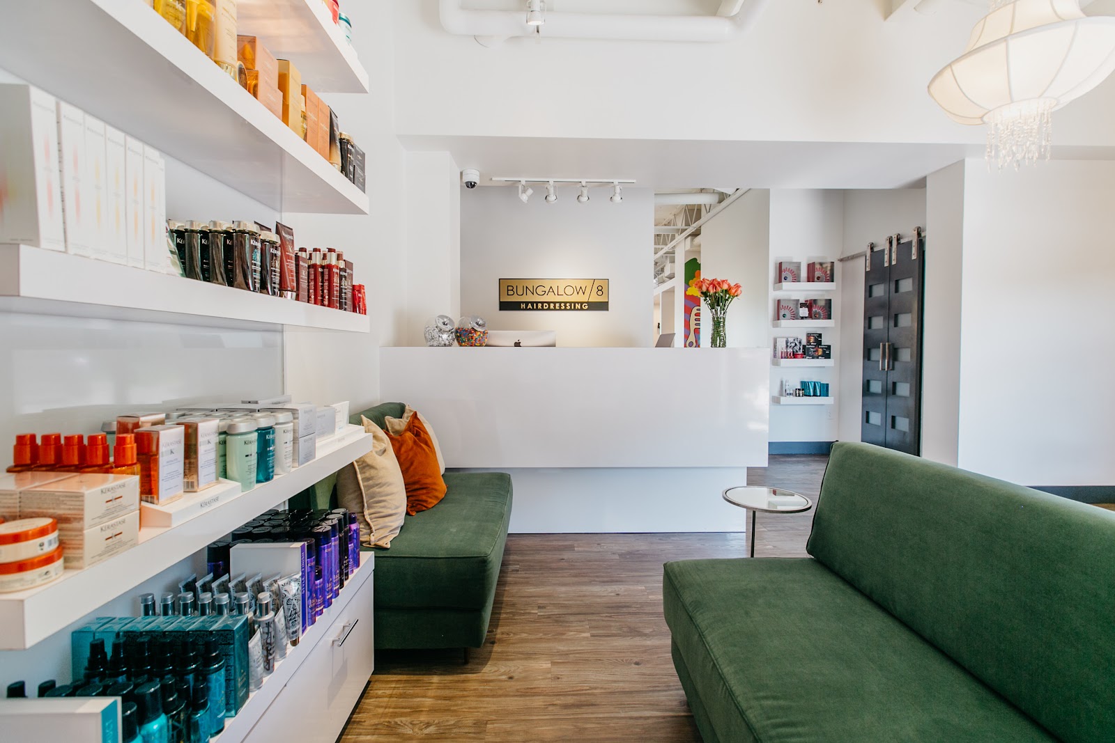 BUNGALOW/8 Hairdressing - Barbershop in Omaha