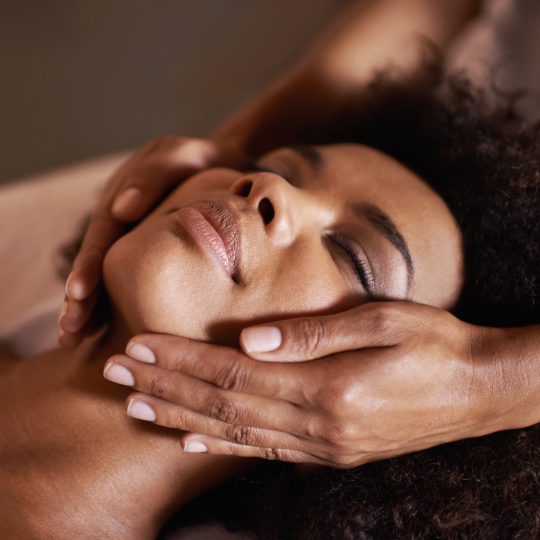 Gloss Salon & Day Spa - Nail Salon in Omaha