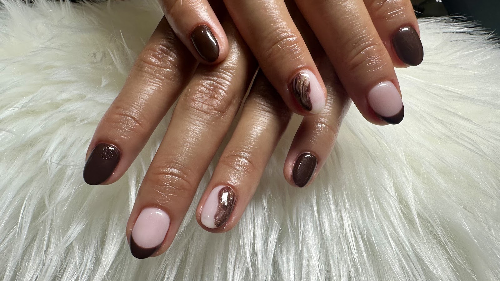 Nails By Gloria - Nail Salon in Hoboken