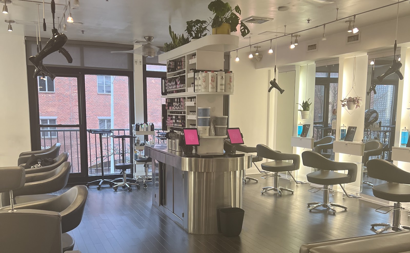 Salon Caru - Hair Salon in Hoboken