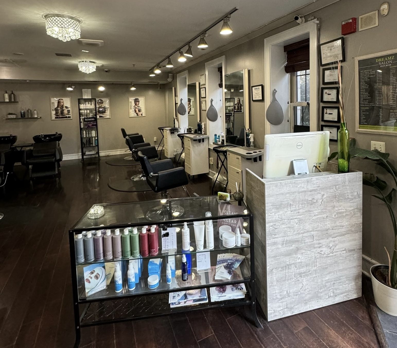 Dreamz Beauty Salon - Hair Salon in Hoboken