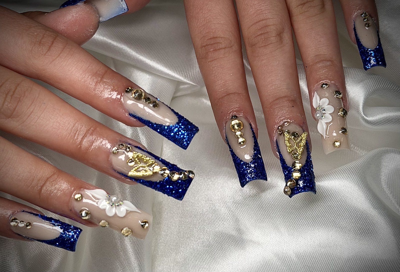 NT LUXURY SPA AND NAILS - Nail Salon in Albuquerque