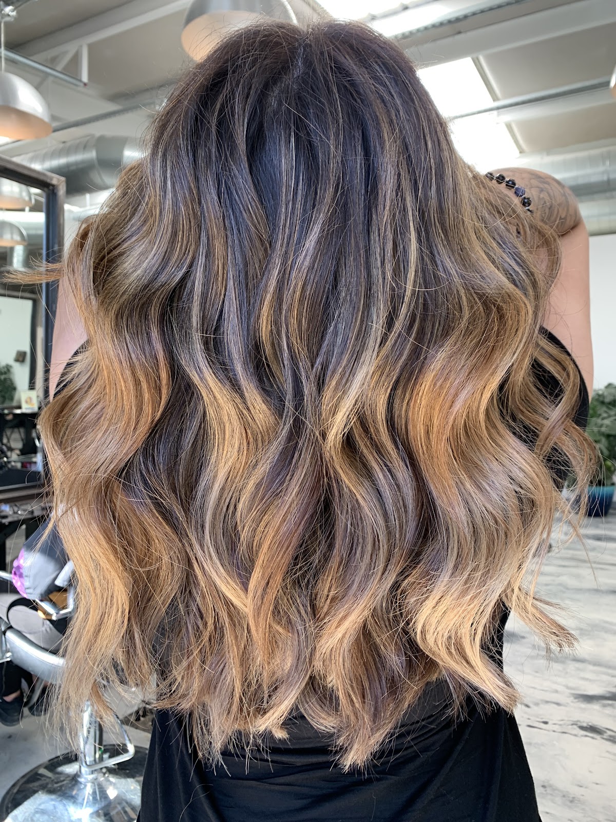 Lavish Hair Lounge - Hair Salon in Albuquerque