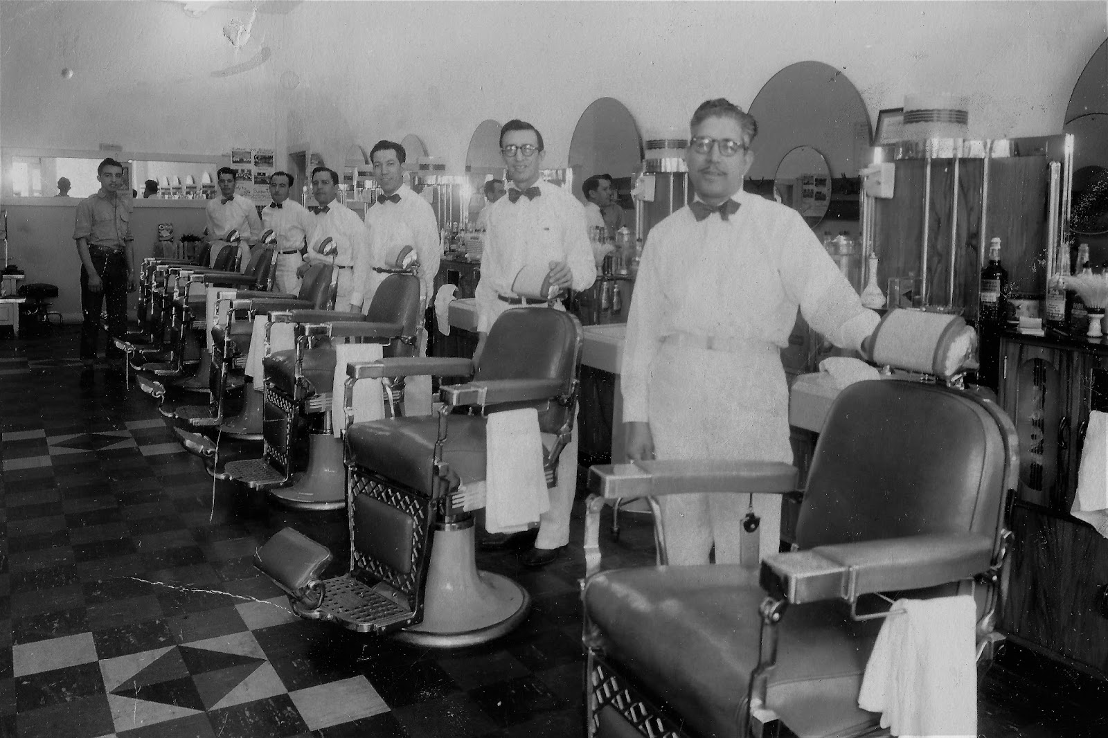 The Center Barber & Beauty Shop - Barbershop in Santa Fe