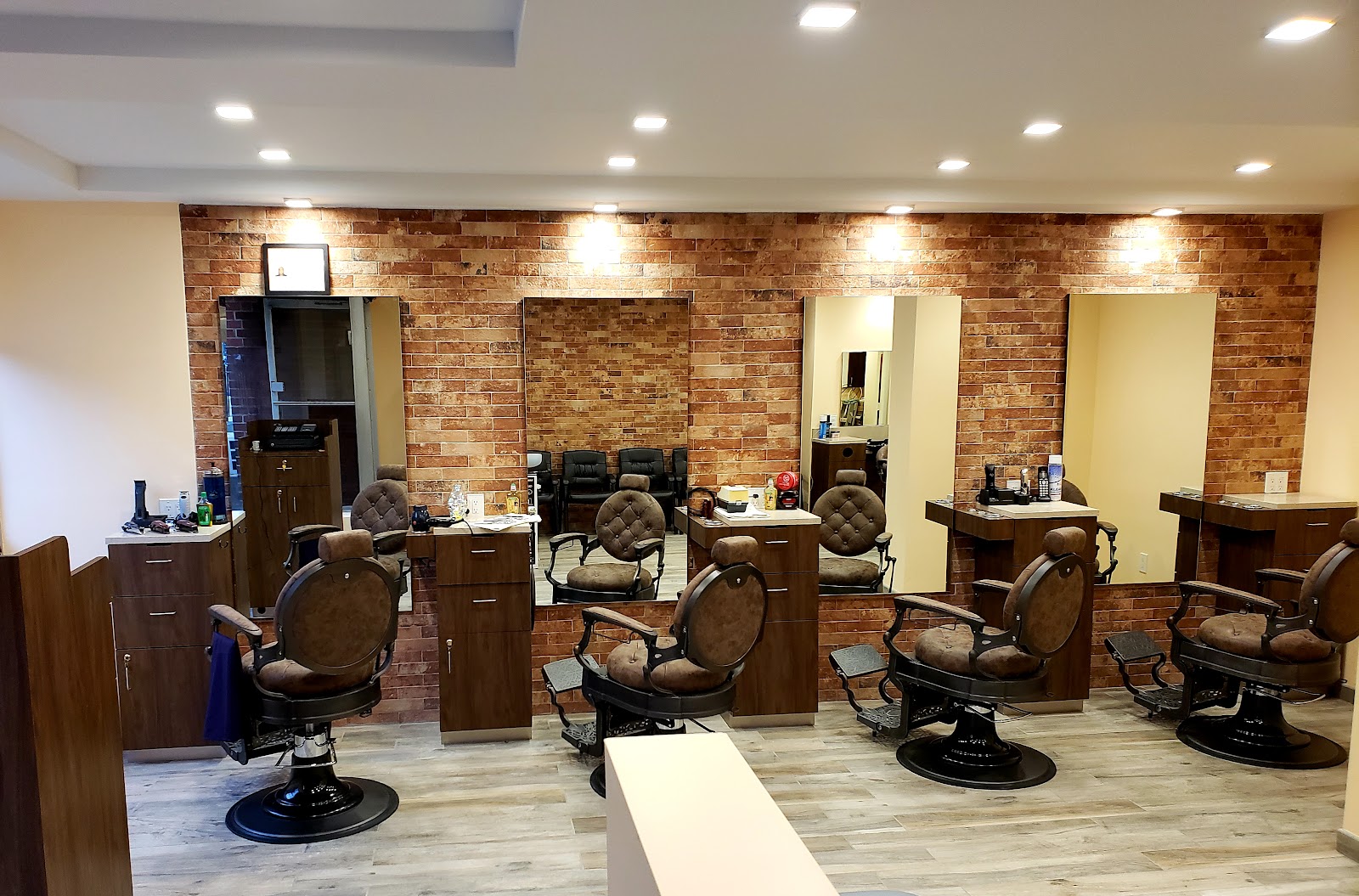 Best in Class Barbershop - Barbershop in New York City