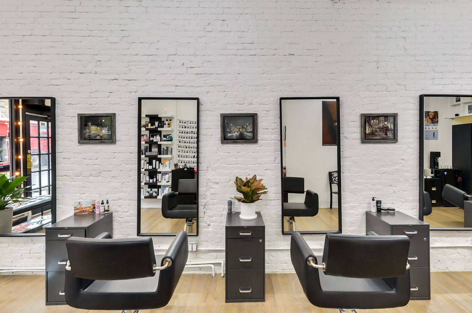 Salon Chérie Chéri - Hair Salon in New York City