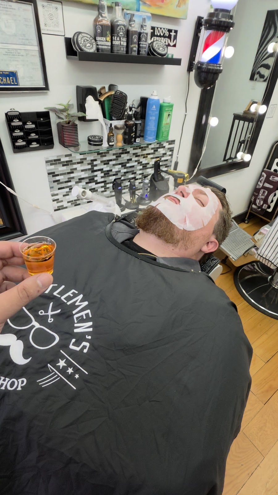 Gentlemen's Barbershop - Barbershop in Brooklyn