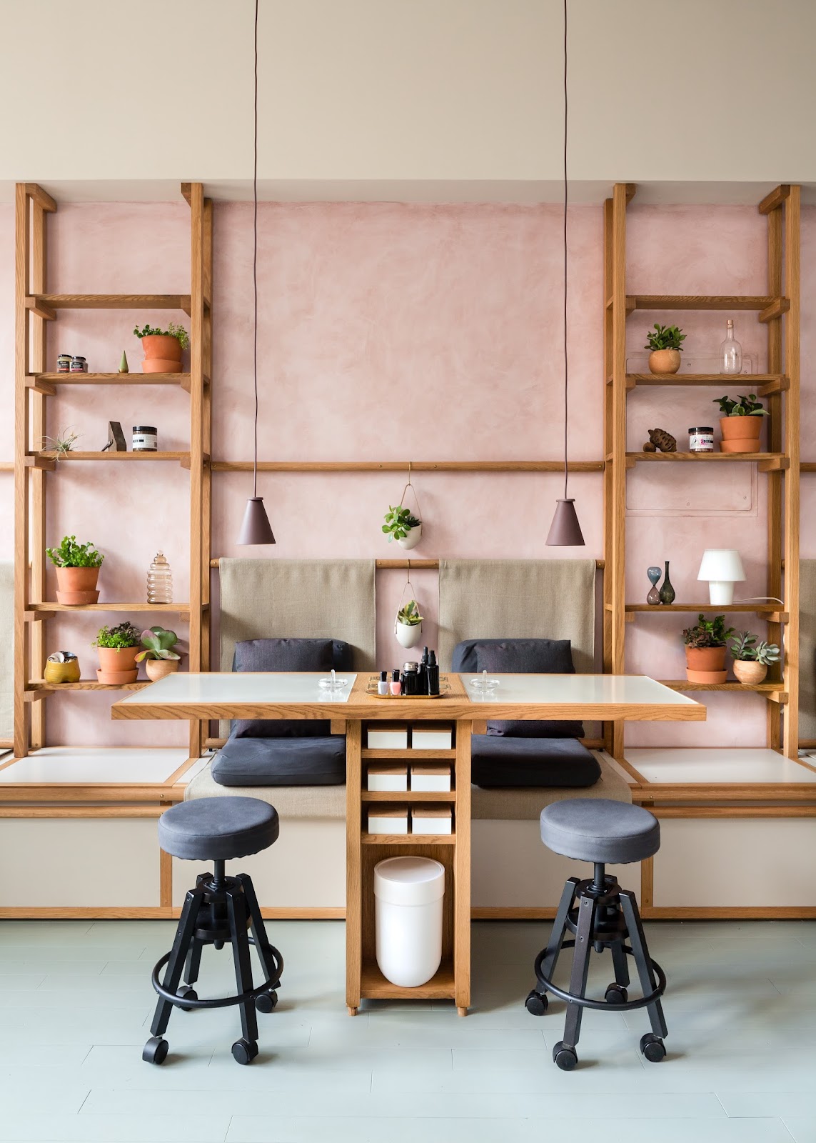 Ruchki da Nozhki Nail Lounge - Nail Salon in Brooklyn