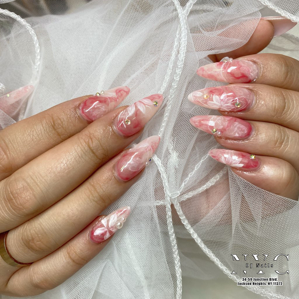 D J NAILS NYC - Nail Salon in Queens