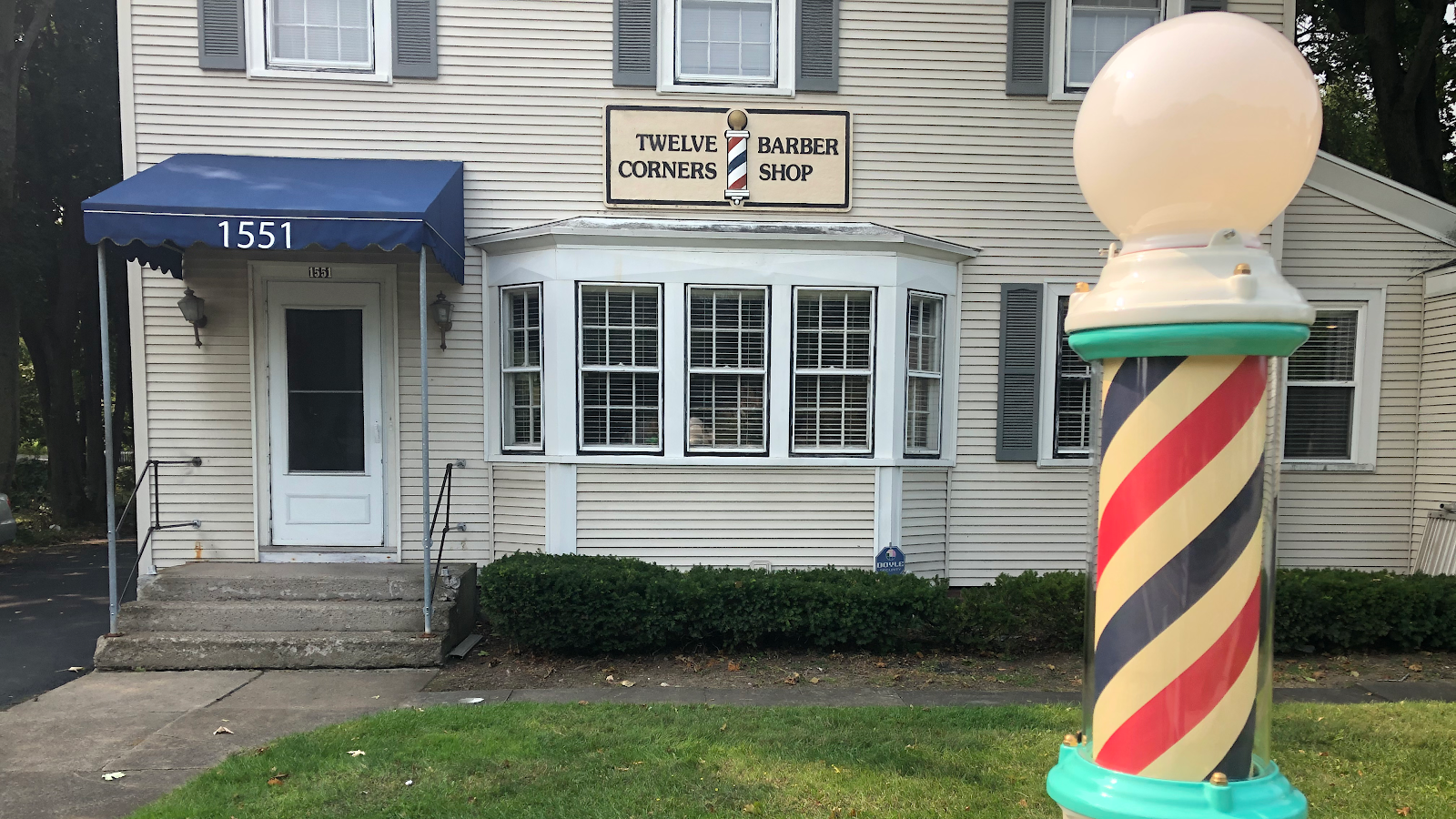 Twelve Corners Barbershop - Barbershop in Rochester