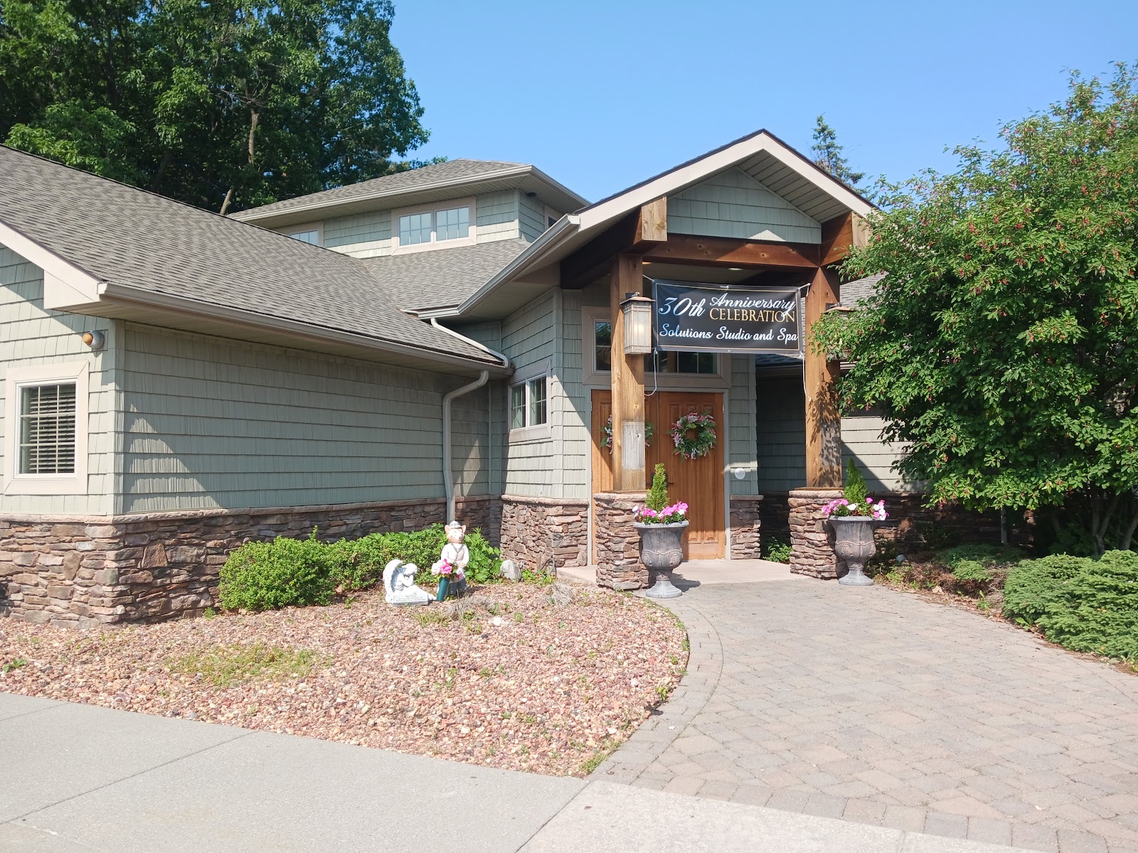 Solutions Studio & Spa - Beauty Spa in Rochester