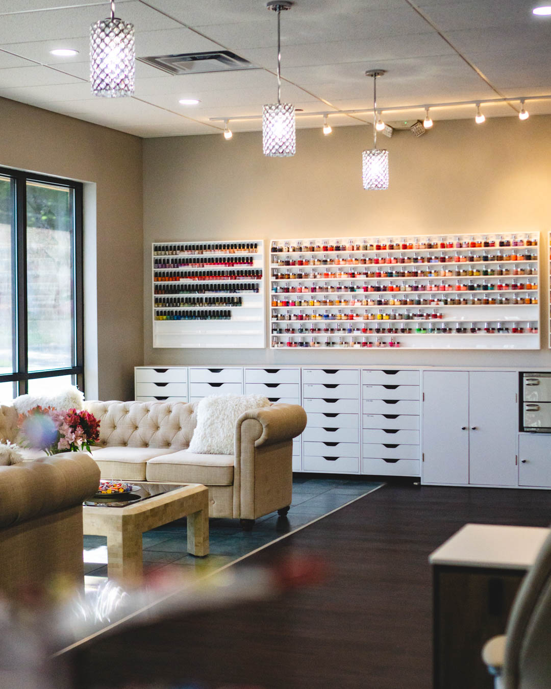 Queen House Nail & Spa - Nail Salon in Albany