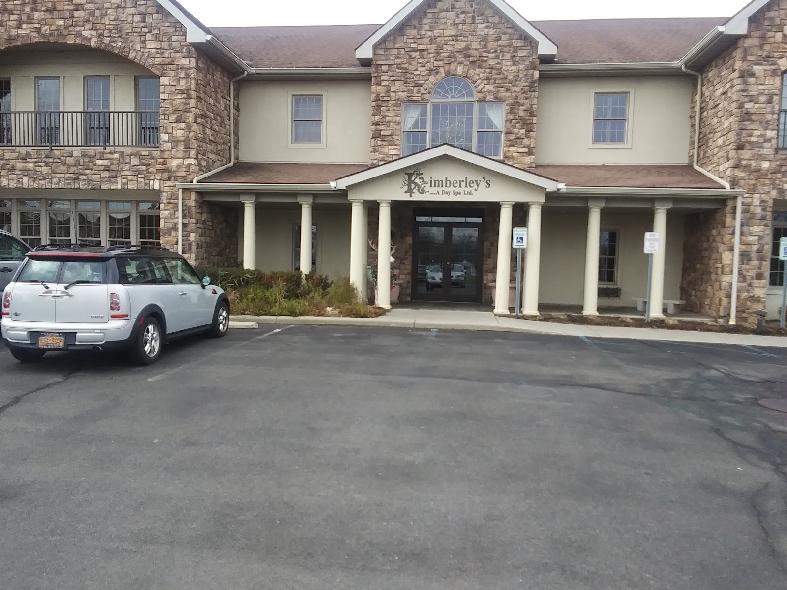Tuscan Sun Spa & Salon - Nail Salon in Albany