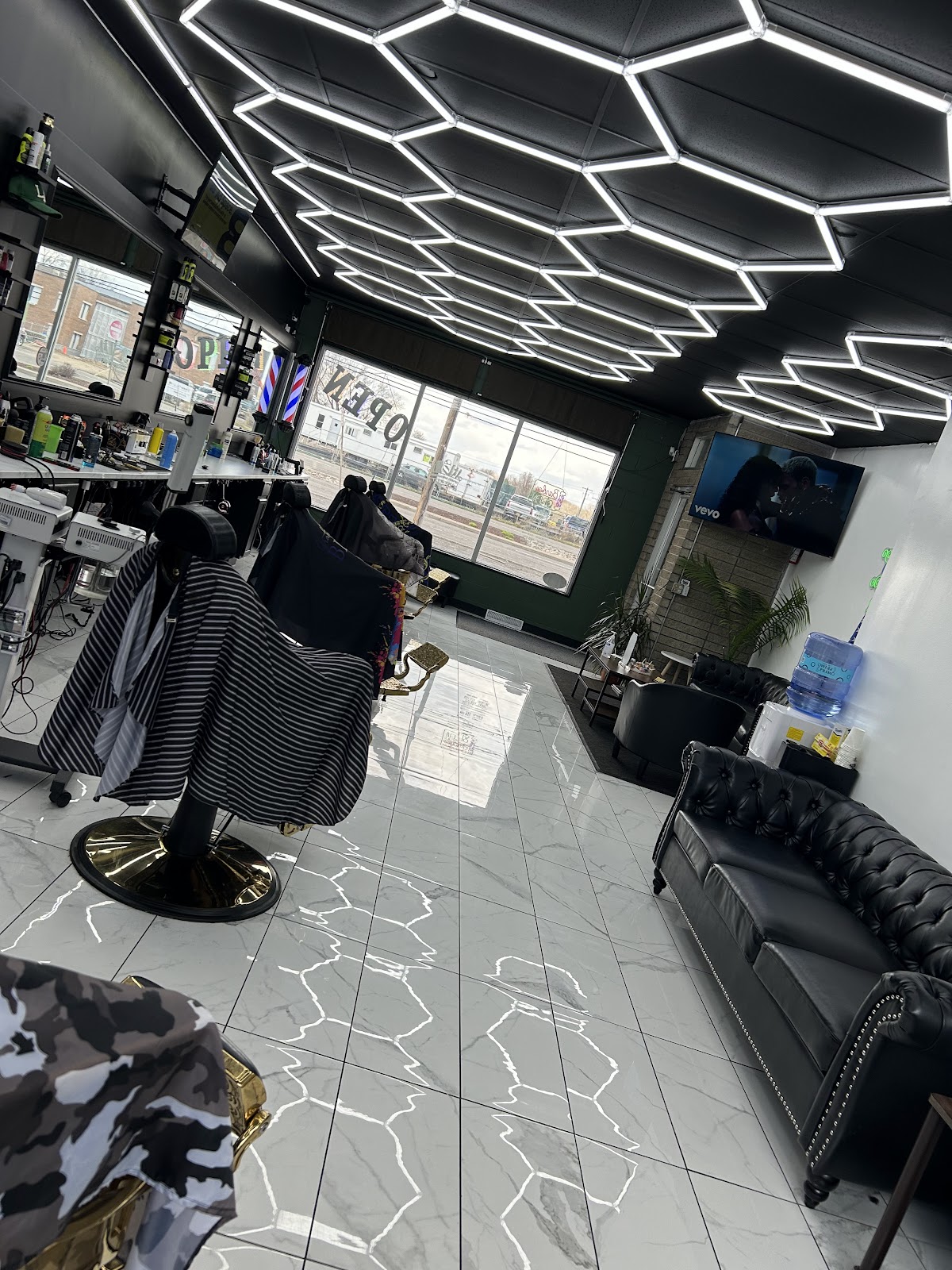 Omar's Barbershop - Barbershop in Syracuse