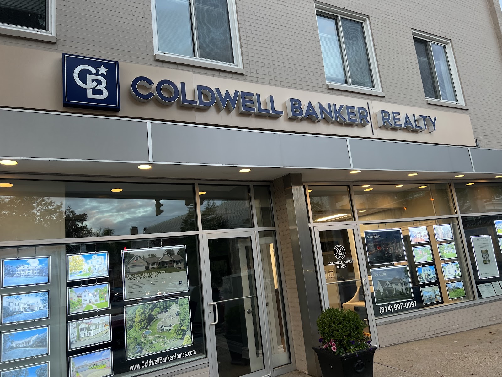 Love Bomb Beauty Salon - Hair Salon in White Plains