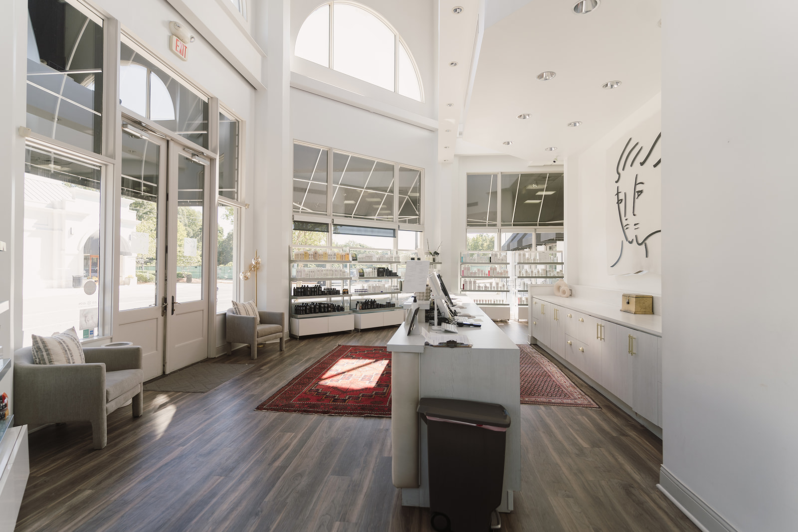 Modern Salon & Spa | Phillips Place - Nail Salon in Charlotte
