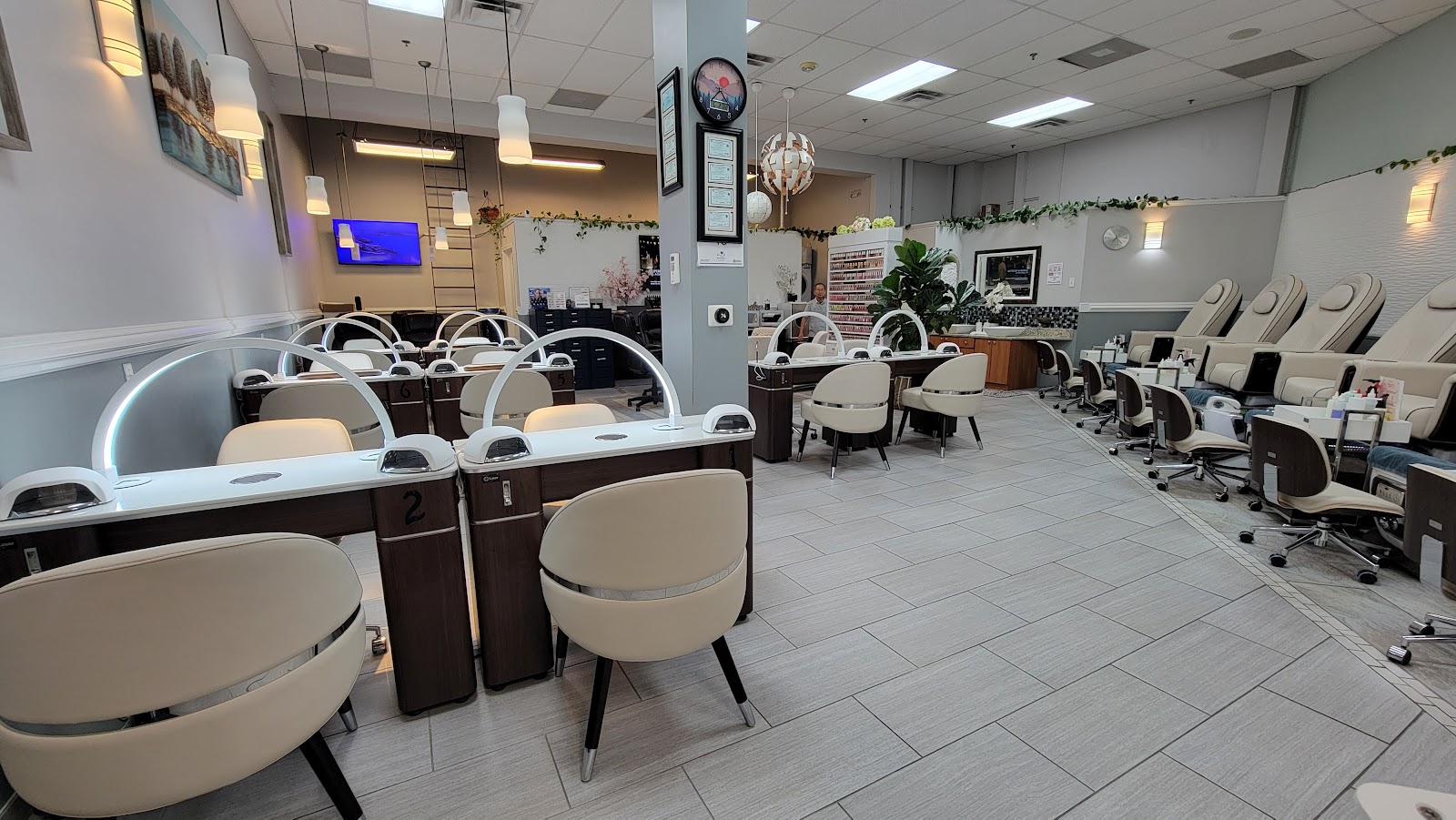 Allure Nail Spa - Nail Salon in Durham
