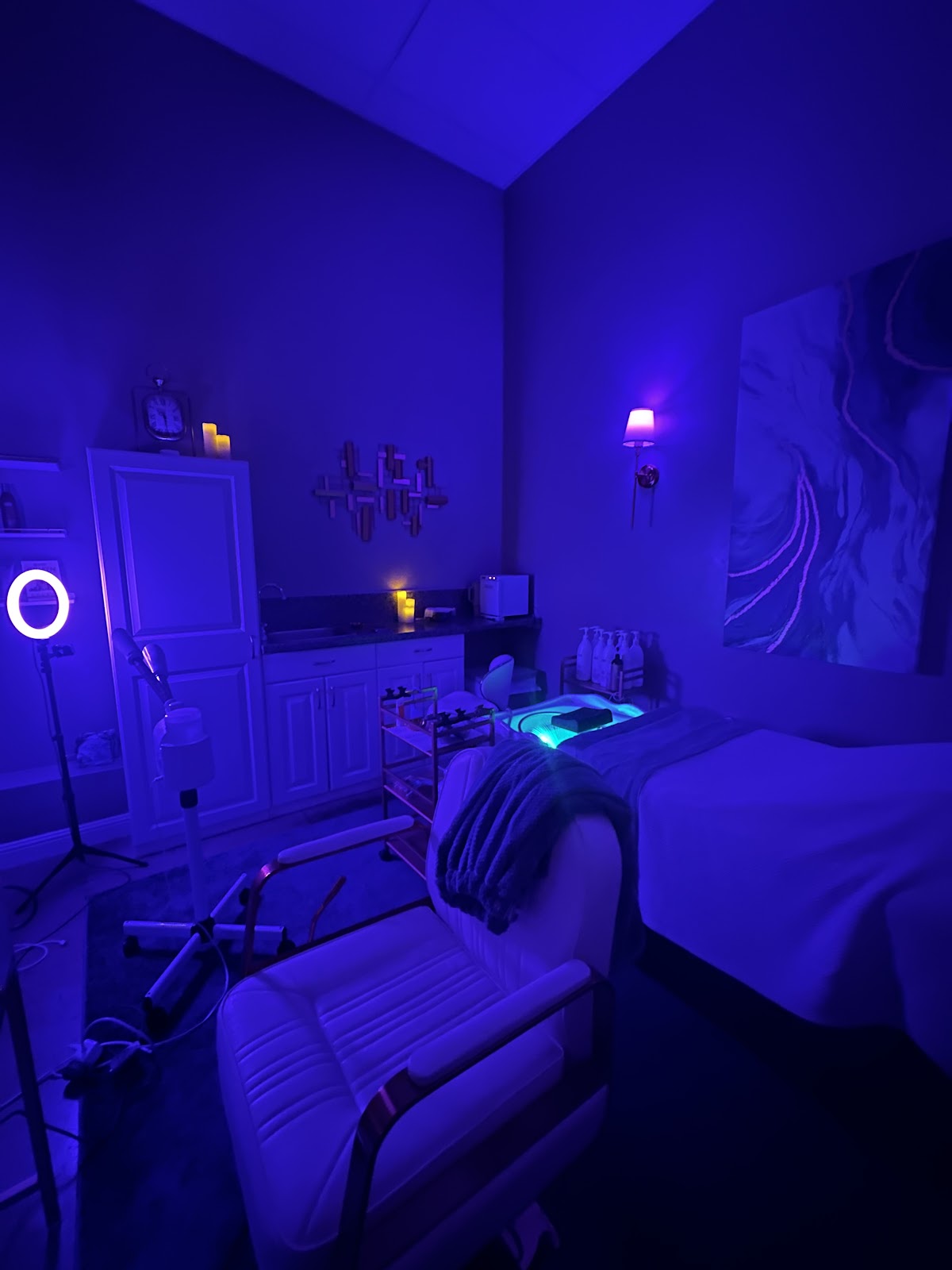 Amethyst Headspa - Beauty Spa in Greensboro