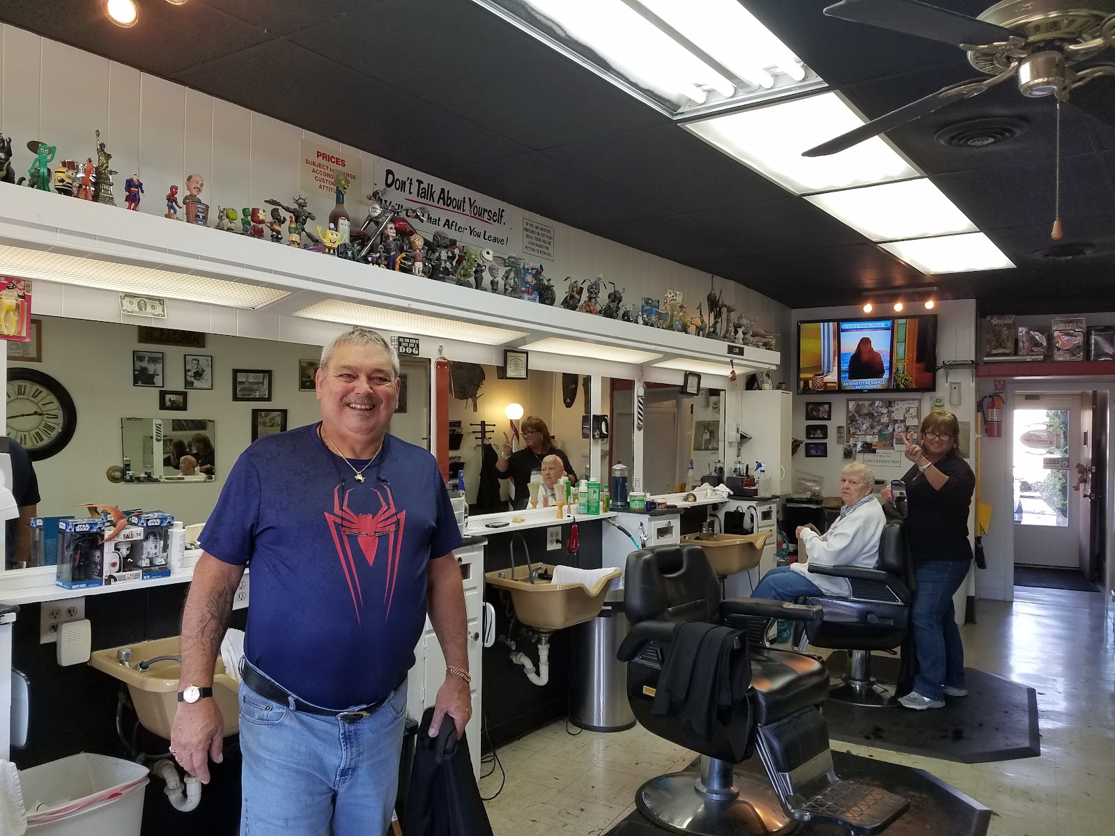Tom's Barber Shop - Barbershop in Asheville