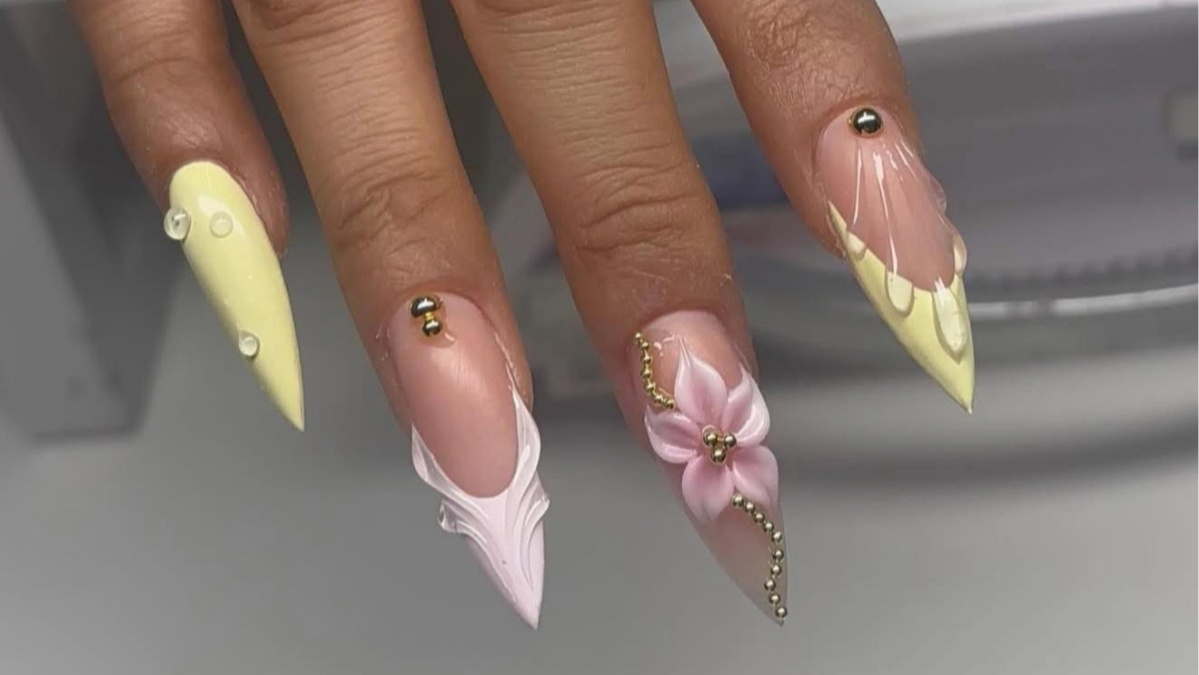 VIN NAIL BAR - Nail Salon in Asheville