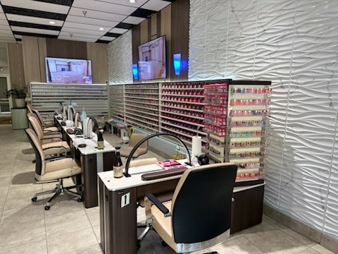 Cici Nails - Nail Salon in Asheville
