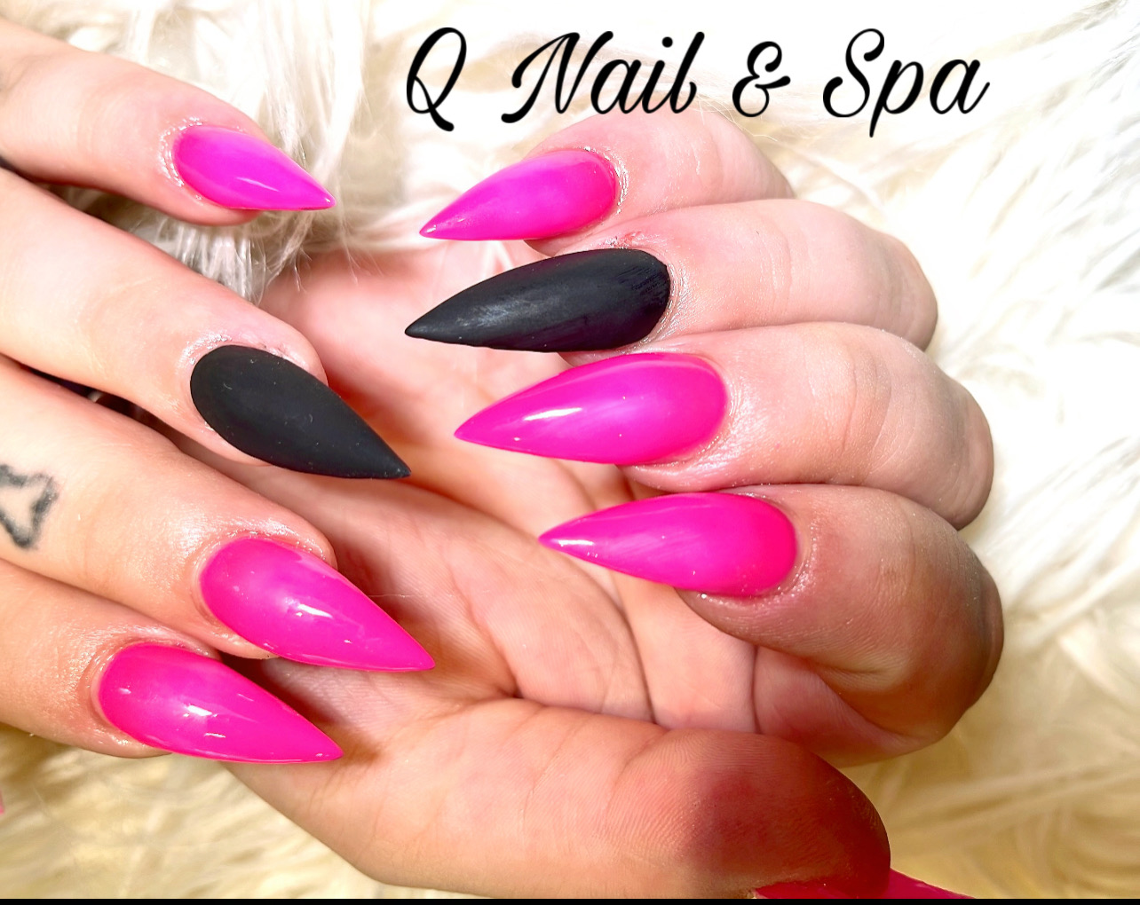 Q NAIL & SPA / NON-TOXIC SALON - Nail Salon in Fargo