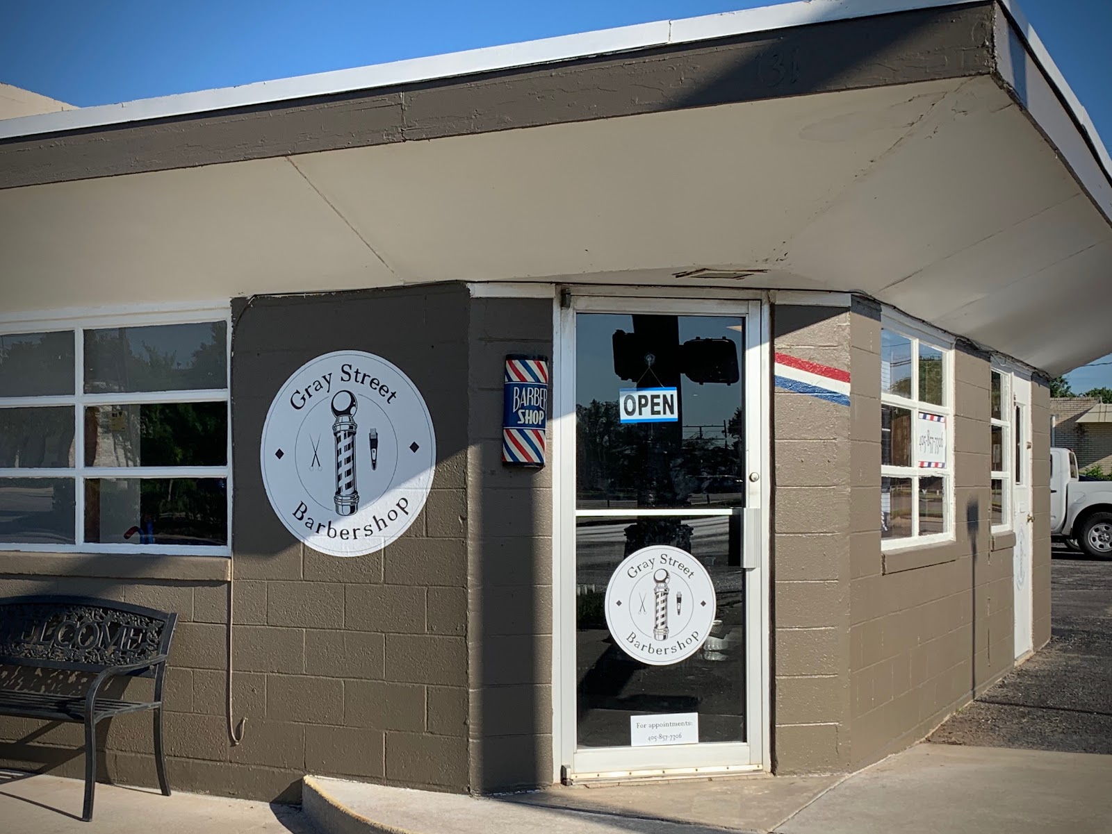 Gray Street Barbershop - Barbershop in Norman