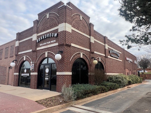 Boardroom Salon for Men - Edmond Spring Creek Plaza - Barbershop in Edmond