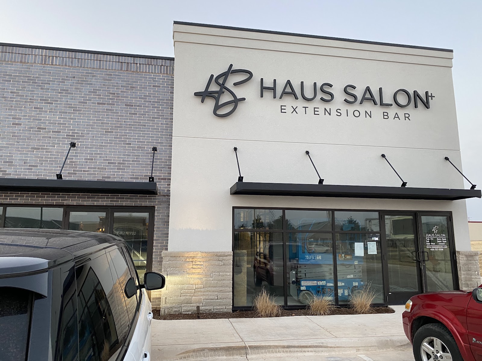 Haus Salon + Extension Bar - Hair Salon in Edmond