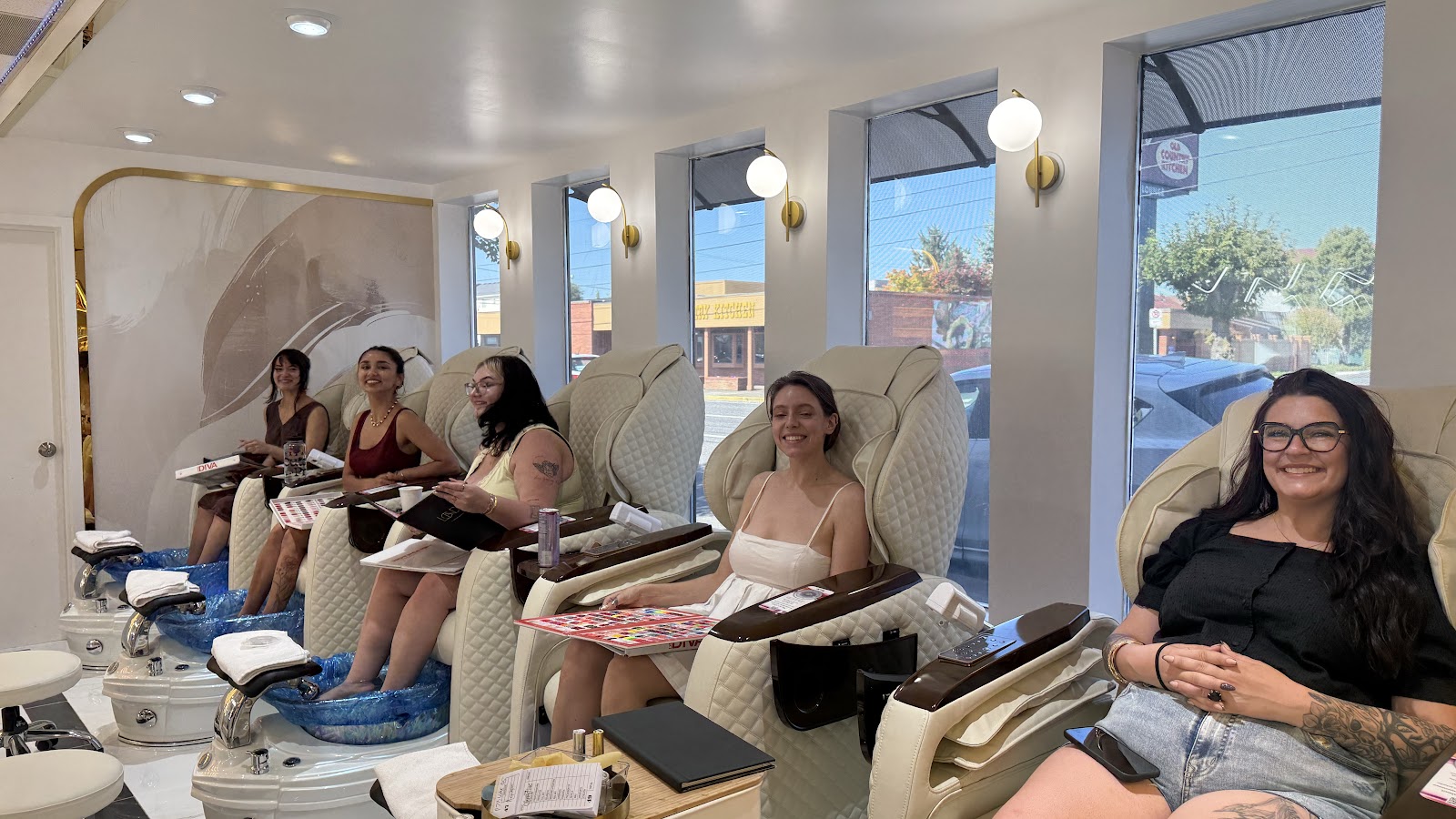 Glamour Nail Salon Portland Oregon - Nail Salon in Portland