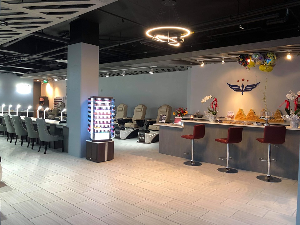 American Nail Bar - Nail Salon in Portland