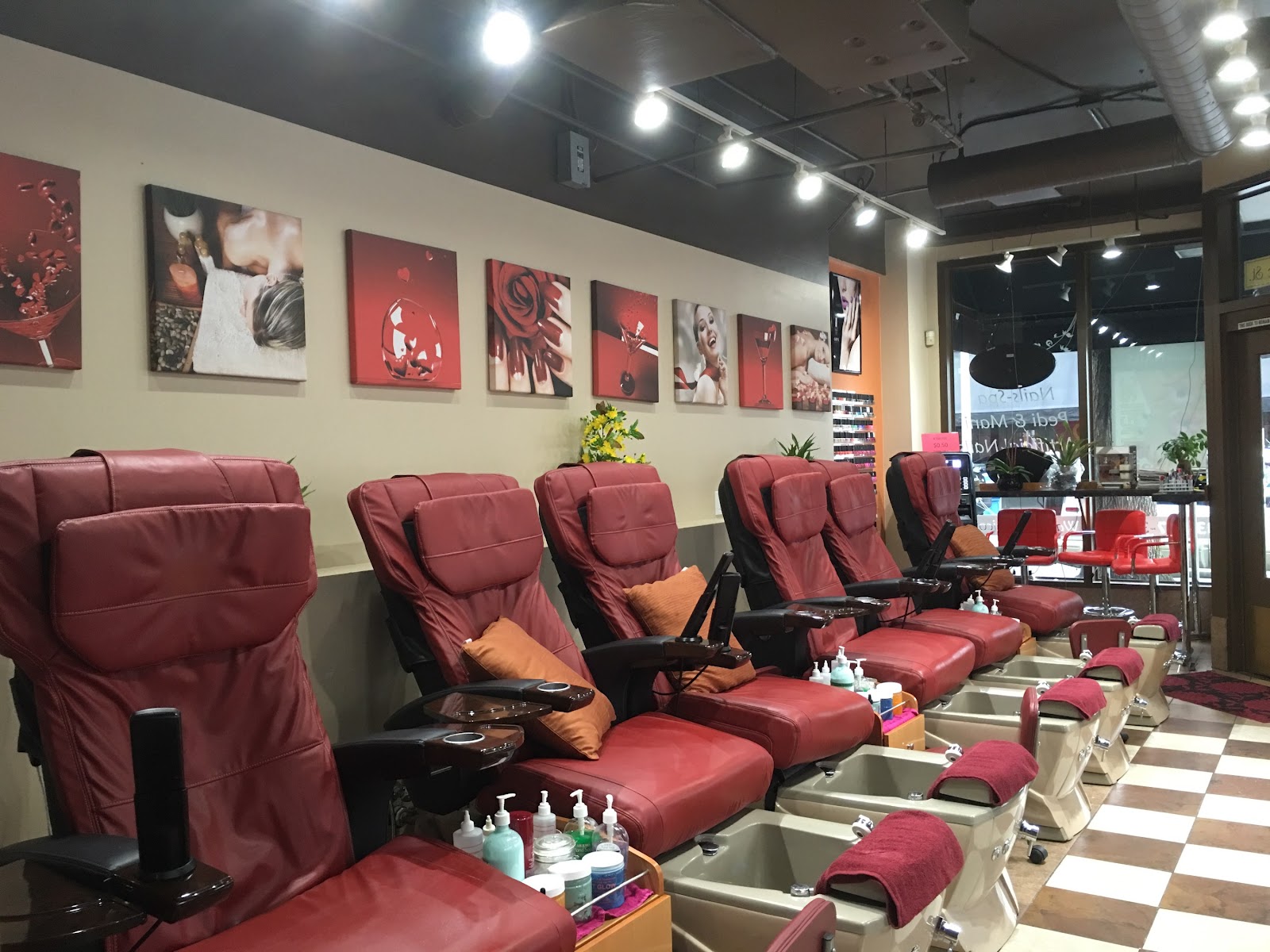 The Natural Nail - Nail Salon in Portland